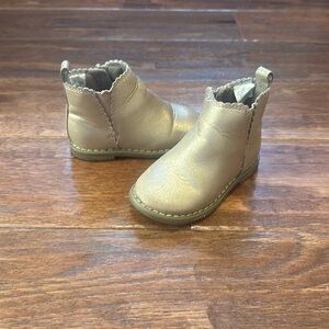 Gold toddler boots